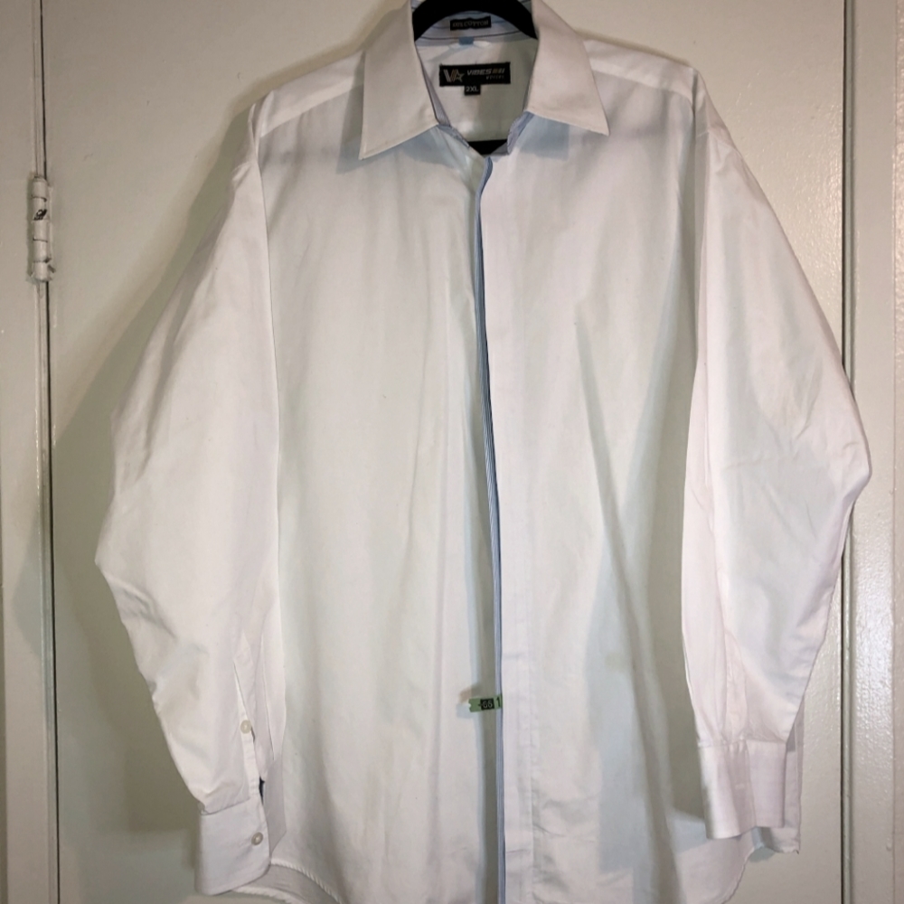 MEN'S VIBES long sleeve, button down shirt. SIZE 2XL.
